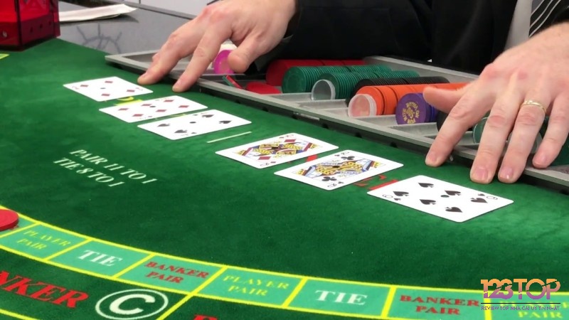 Giải thích bài Baccarat rất đơn giản, dễ hiểu tại 123top