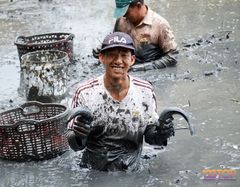 Mơ thấy bắt cá có bộ số đề theo ngữ cảnh mơ 