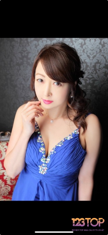 Sumire nổi bật với nhan sắc xinh đẹp trưởng thành