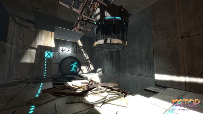 Portal 2 lấy bối cảnh viễn tưởng với cơ chế cổng không gian hấp dẫn