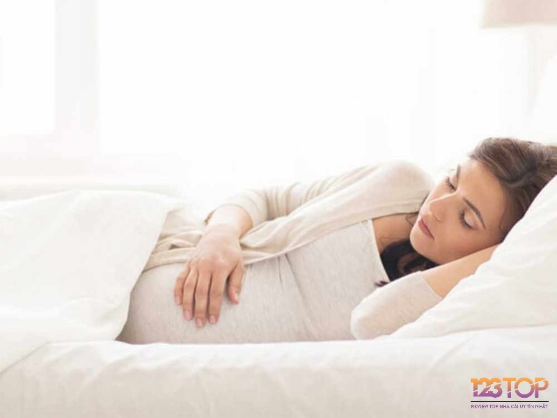 Biến động nội tiết là “chất xúc tác” mạnh mẽ cho các giấc mơ thai kỳ