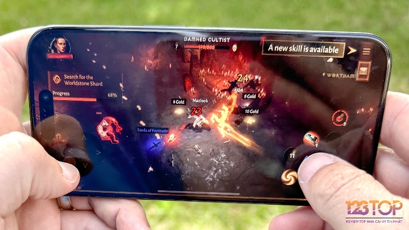 Game nhập vai và chiến thuật chiếm ưu thế trong xu hướng tải game iOS năm 2025.