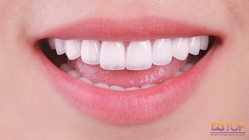 Mỗi vị trí răng và tình trạng mọc răng trong mơ mang ý nghĩa riêng và con số tương ứng.