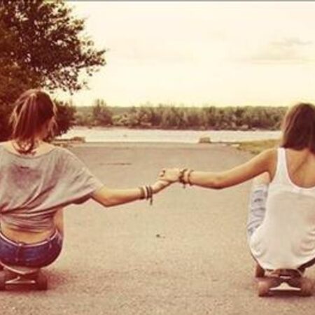 Mơ thấy bạn cũ số mấy? Giải mã điềm báo và con số may mắn