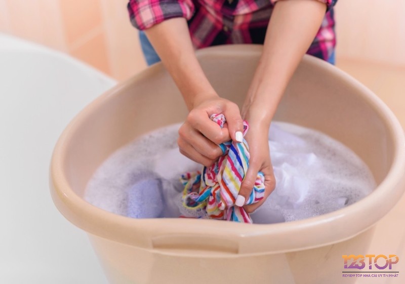 Mơ đang giặt quần áo iên quan đến việc thay đổi hoặc làm mới bản thân